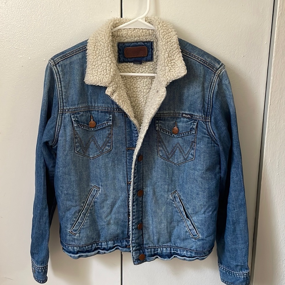 Size S Wrangler Sherpa Lined Denim Jacket